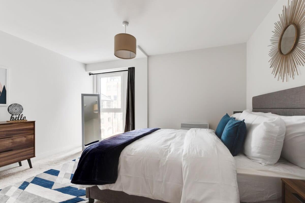 1 Bed Modern Apartment In A Converted Mill Leeds  Kültér fotó